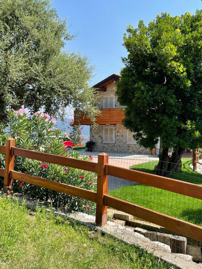 Bed and Breakfast Le Lanterne Villa d'Alme Екстер'єр фото